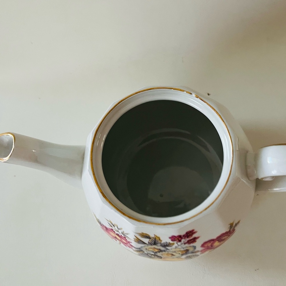 Ellgreave England Floral Bone China Teapot with Gold Trim - Picture 3 of 14